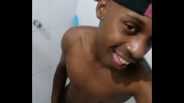 Play MP4 - Lyon BBC &vert; novinho dotado&period;