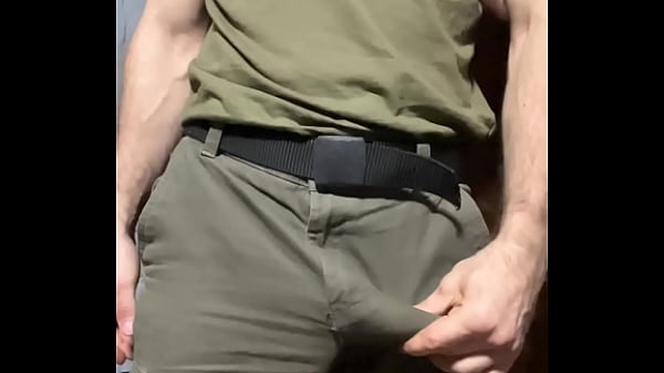 Hot Construction Worker With A Firm Ass Wants Sex thumbnail