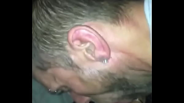 Play MP4 - bonne grosse bite