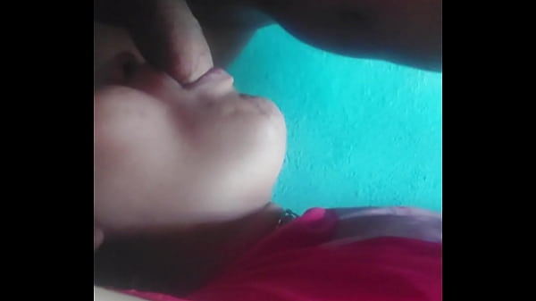 Uff no logre meter su enorme polla en mi garganta sale mal sexo oral