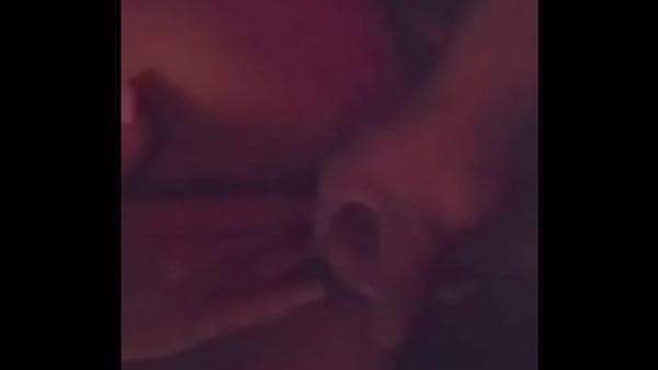 L gets load on her stomach 