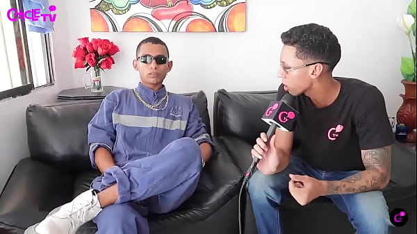 Llega a fumigar a muchas casas diariamente y ve como pasan trabajo las muchachas 