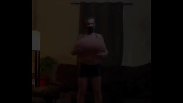 Nonton I Find Myself Very Attractive, Beautiful And Feminine. Massive Boobs And Sexy Legs In High Heels thumbnail