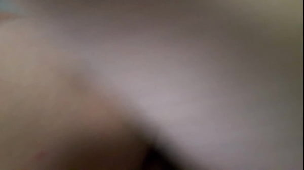 Play MP4 - Feeding her the dick