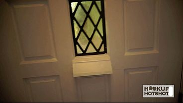 Nonton Bryan Gozzling Facefucks Petite Sky Pierce Mercilessly! thumbnail