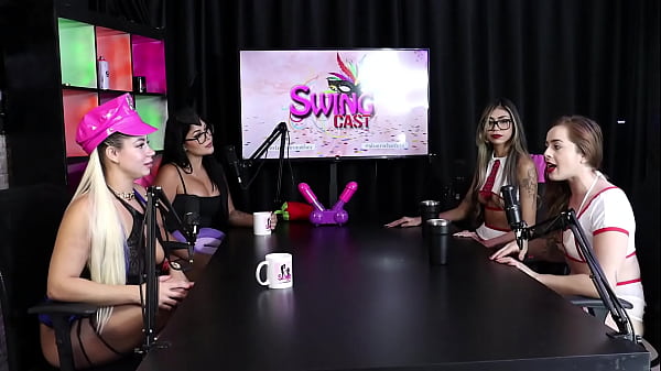 Encontrouum homem que queria o fetiche de cuckold e ela_foi contratada pra fazerum sequestro Beatriz Sampaio Mayra Marcele e Evelyn Zain SHEER_RED