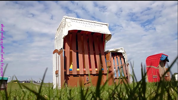 Nonton Mein Strandkorb Im Aub 2019 ** Wangerland ** thumbnail