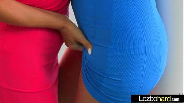 Lesbians Girls Make Hot Love_Sex In Front Of_Cam clip24