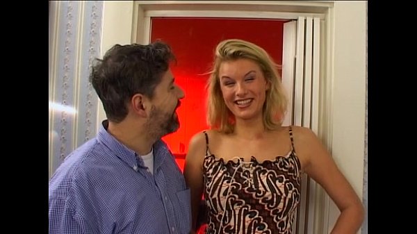 Play MP4 - Sex Casting mit Angelika