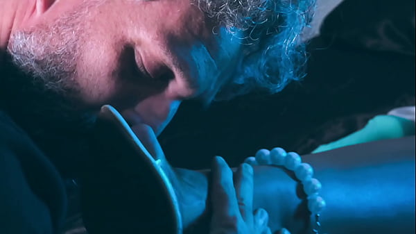 Play MP4 - They Deserve A Good Lick&comma; So Give It To Them