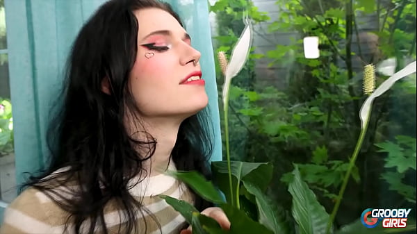 Hot Tgirl and Her Pink Dildo 