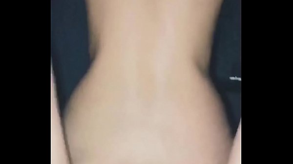 Play MP4 - Mi Padrastro se Mete a mi Cuarto en la Noche y me Calienta&excl;&excl; Mientras mi Mam&aacute; no Est&aacute;&excl;