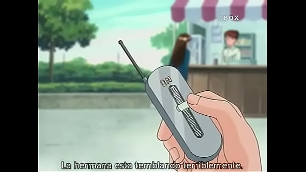 chica_desnuda_se exhibe en el_parque