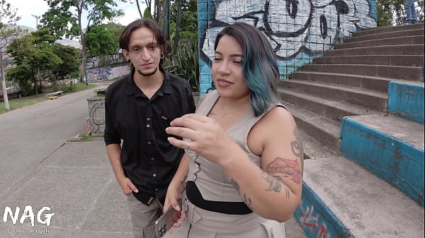 Play MP4 - Finding a girl on the train station to record - Fake Agent