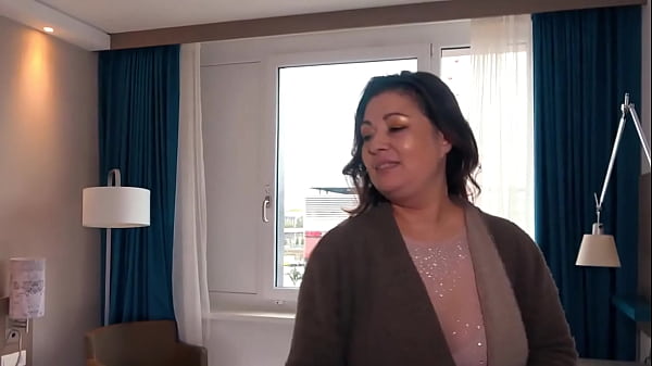 Nonton Dirty Fuck With Naughty German Brunette Milf thumbnail