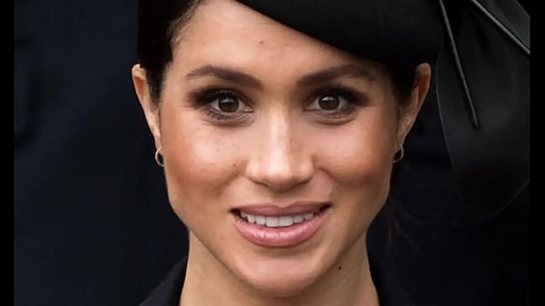 A mix of sexy celebs 