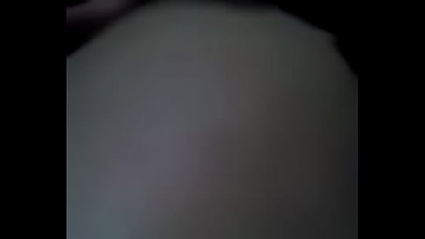 Mira como se ba&ntilde;a 