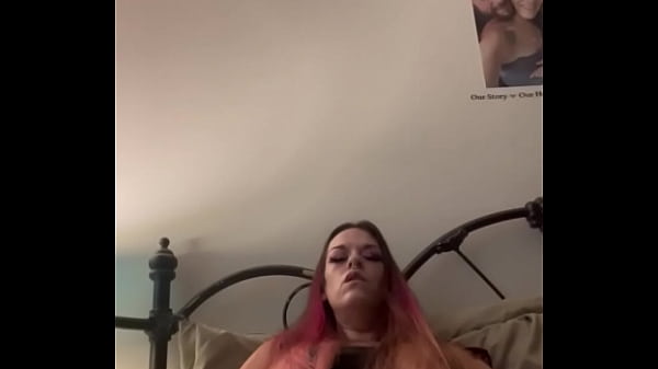 Princess makes herself cum