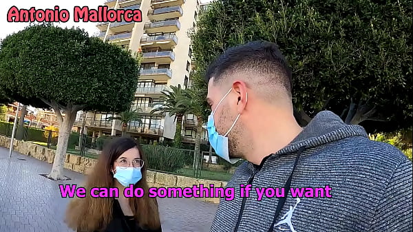 Play MP4 - I Hook Up With My Spanish FAN