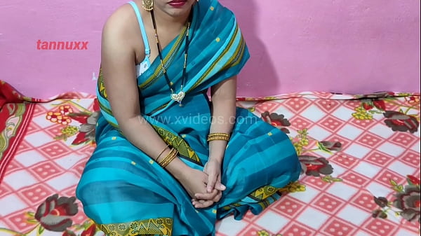 IndianDesi Village bhabhi sexy blowjob and pussy fucking pujabeautiful hotelroom