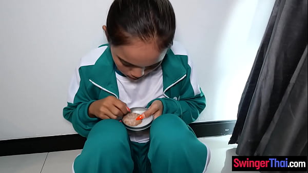 Play MP4 - Squid Game parody with big ass amateur teen from Thailand losing the game