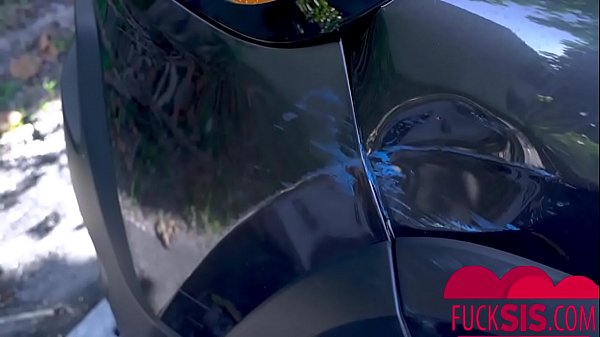 Play MP4 - Kitty Carrera In Nothing A Fuck Cant Fix Part 1