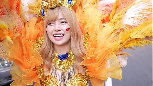 Part1　サンバカーニバルに参加する女子をナンパしてお持ち帰りしちゃいますサンバ帰りのrikaさんを発見！エロすぎて目が離せませんwメンバーに馴染めていないそうで、あまり帰りたくないんだとか。それなら一緒にホテルに行きましょう早速gカップを揉みしだき、たっぷりチ●コをしゃぶってもらいます&hellip; thumbnail