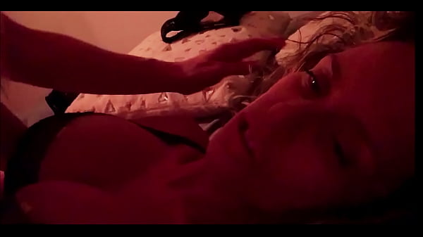 je m amuse avec_ma copine