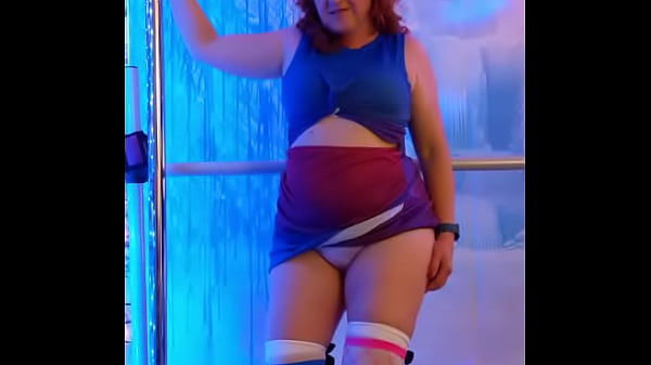 Hotwife Steffimy desert paintpussy dance