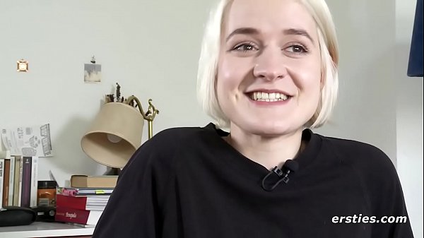 Play MP4 - Sweet Short Haired Blonde Fucking Herself with Dildo