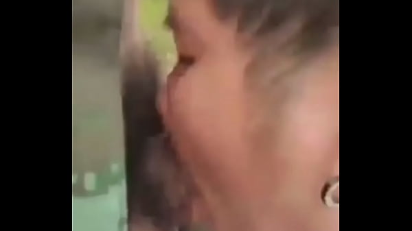 Anh qu&acirc_n nh&acirc_n b&uacute_ cu ngo&agrave_i trời