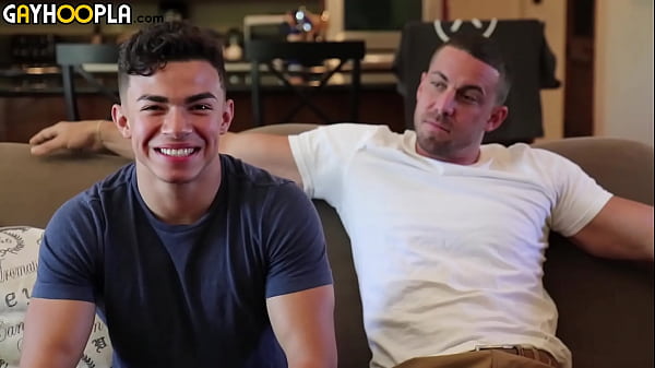 Play MP4 - Daddy Derek Takes Control For This Hottie's First Bottom&excl;