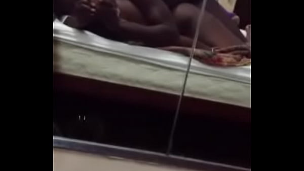 Nonton Trim.c7272372-b2af-4cf2-9a97-317b2576add9.mov thumbnail