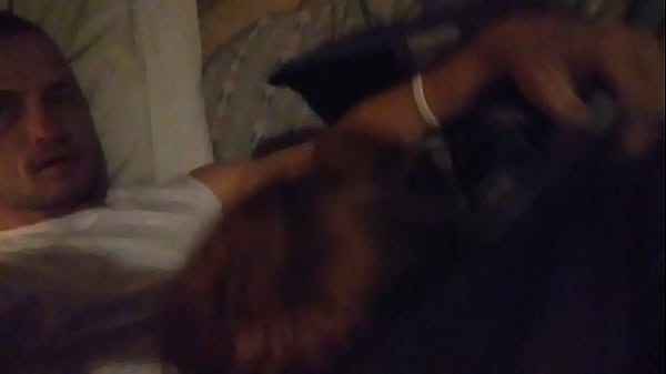 Nonton Giving Blow Jop thumbnail