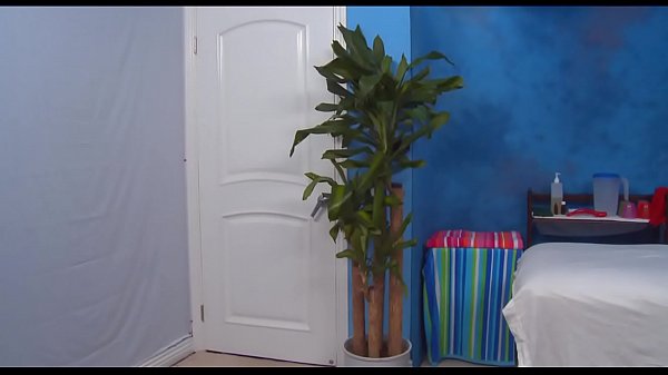 Nonton Massage Porn Tubes thumbnail