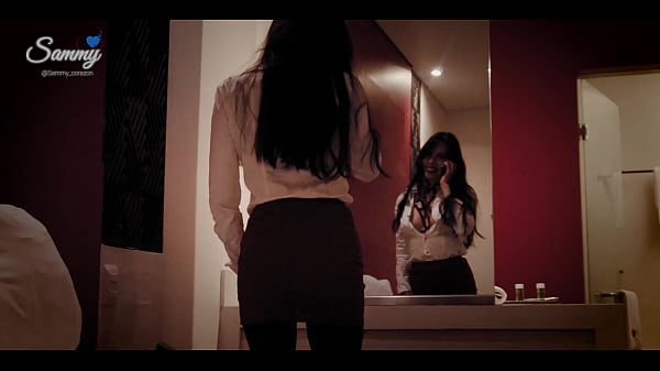 Play MP4 - Talking with My Jealous hubby on the Phone &lpar;while my manager got my Ass full of Cum&rpar; &num;4