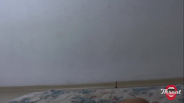 Ela mama como ningu&eacute;m adoro o jeito que me chupa e devora todo a porra 