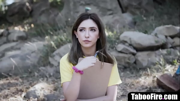 Young jewish girlcheats_on her BF with older masculine man