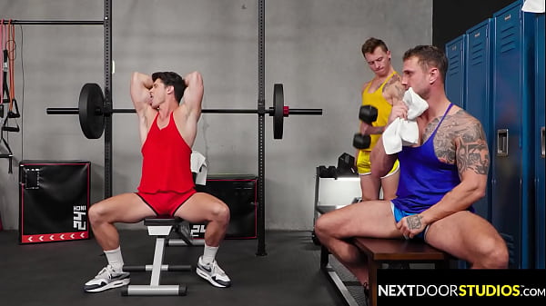 After working out, Devin Franco follows Blain O'Connor to watch him shower. He makes a makeshift glory hole in the shower curtain and invites Aiden Langston to join the glory hole fun. 