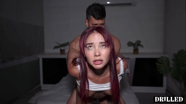 Nonton College Slut Lets Him Use Her thumbnail
