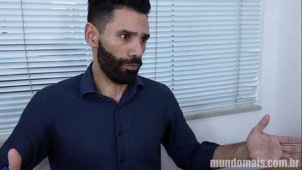 Play MP4 - Os caras da manuten&ccedil;&atilde;o trepam muito mais do que trabalham&period;