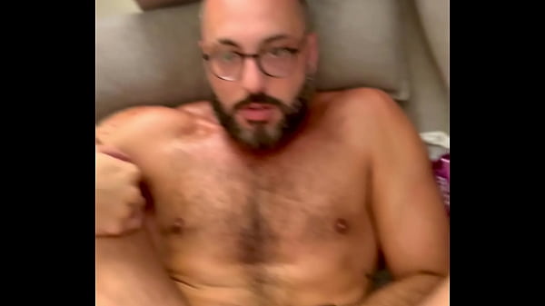 Macho Casado Deu Perdido Na Esposa E Veio Me Dar Leite Na Cuceta thumbnail