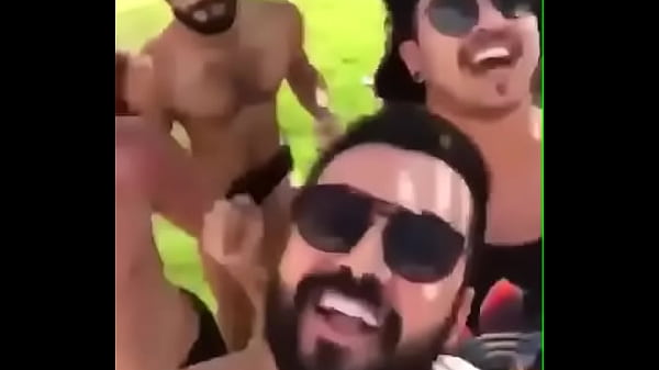 viado gemendo 