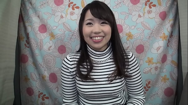 マンコと体力の限界に挑む、エロすぎ指令の数々&hellip;バイブ 電マでトロけたマンコにヌルっと挿入！ズボズボ奥までピストン。バイブ 素人 企画 ナンパ Part9 thumbnail