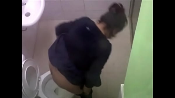 pissing wc 