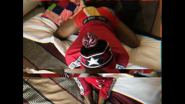 Play MP4 - Sexy black twink