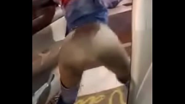 Thick bitch twerk in Leggings
