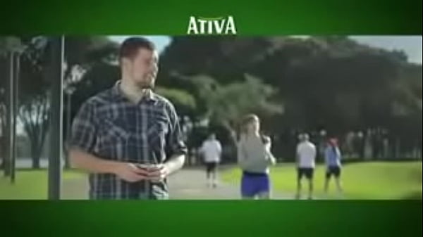 Nonton Danone Fode Todo Mundo thumbnail