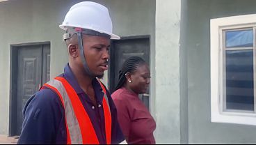 The Electric Maintenance Person Fucked Silver Anal&rsquo;s Pussy While Coming For Household Maintenance thumbnail