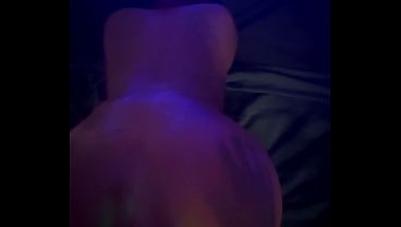 Nonton Big Booty Latina Milf Taking Hard Backshots And Squirting All Over Big Cock thumbnail